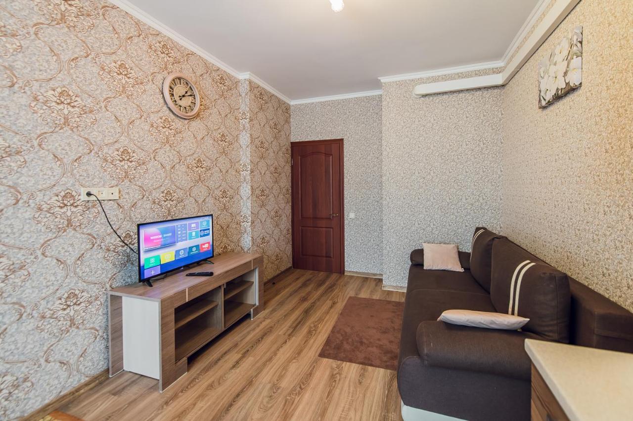 Apartments Kyiv Exterior photo